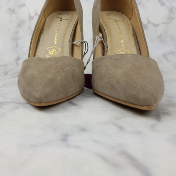 Atmosphere lt gray leather 4.5 inch heels size 7 - Picture 7 of 7